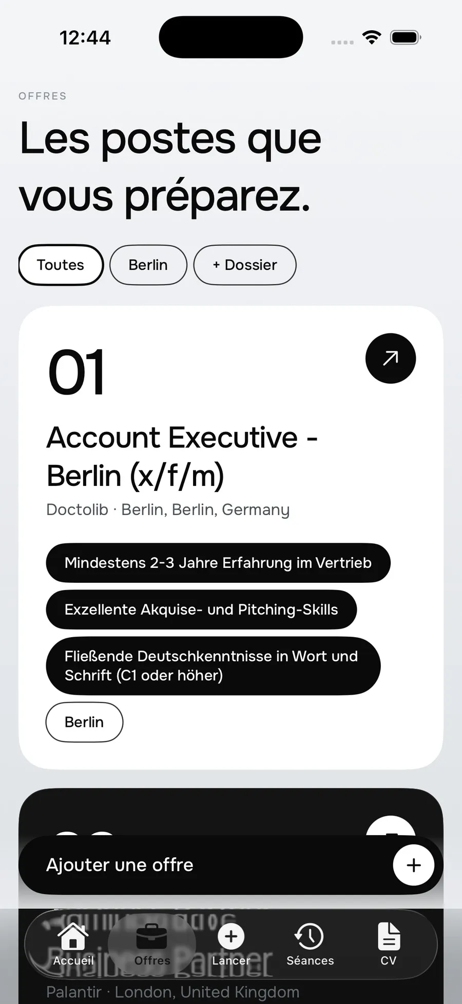La liste des offres préparées dans Nelo, la première étant un poste d'Account Executive à Berlin chez Doctolib avec ses trois exigences principales extraites de l'annonce